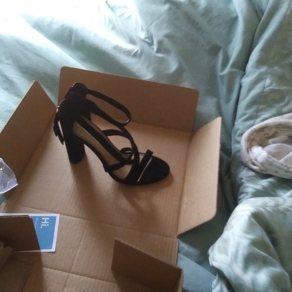 Shoes - Picture 3 of 5